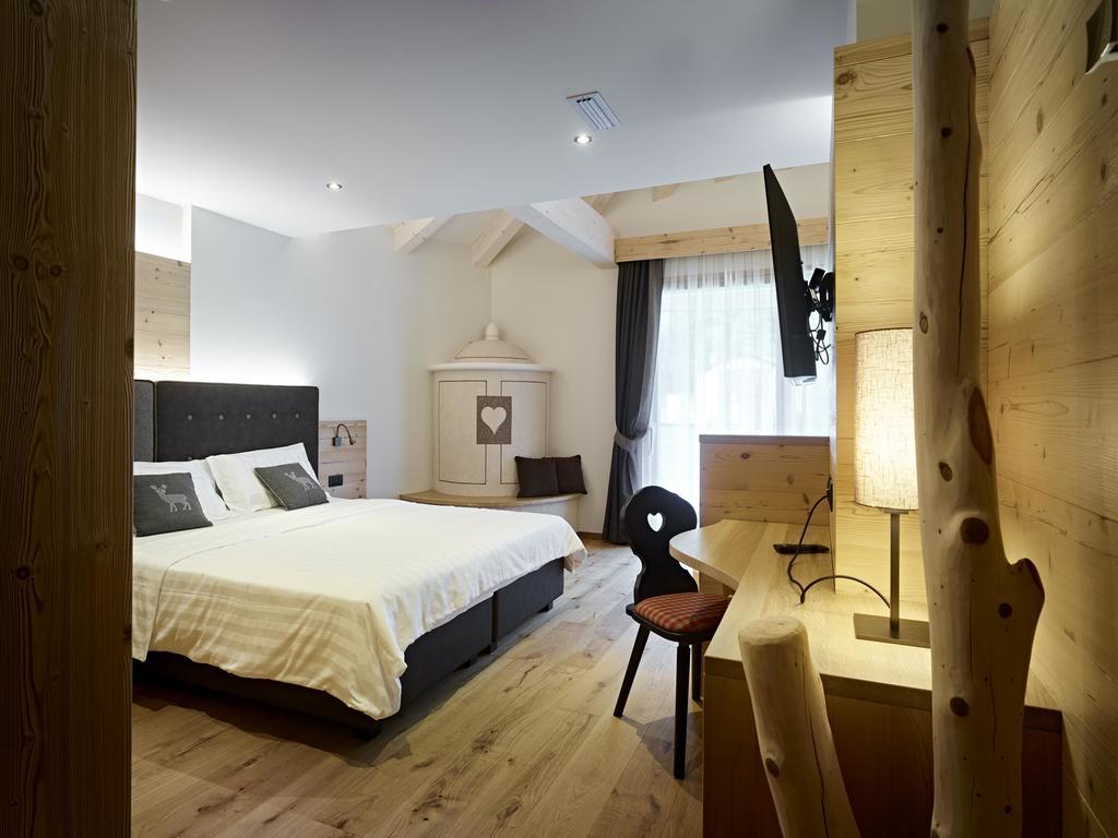 Hotel Belvedere Srl Fai della Paganella Phòng bức ảnh