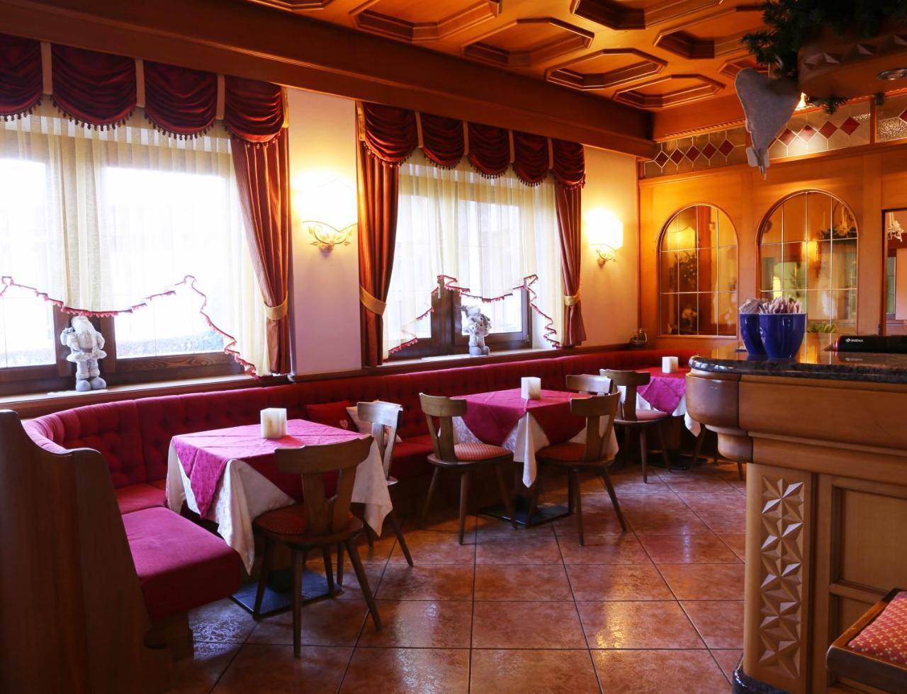 Hotel Belvedere Srl Fai della Paganella Ngoại thất bức ảnh