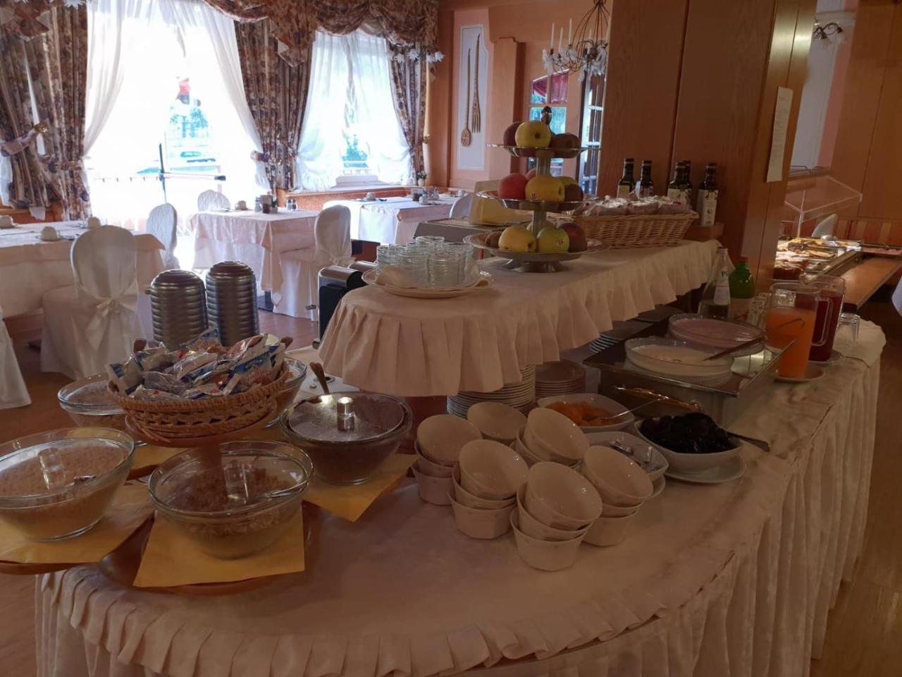 Hotel Belvedere Srl Fai della Paganella Ngoại thất bức ảnh