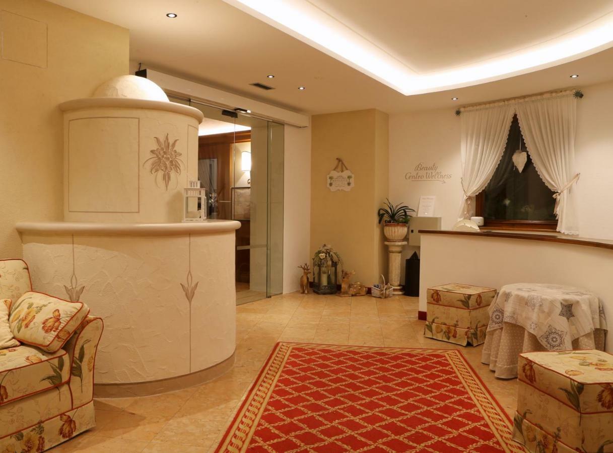 Hotel Belvedere Srl Fai della Paganella Ngoại thất bức ảnh